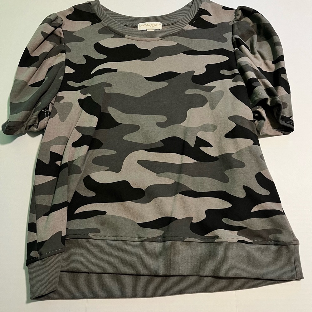 Camo Women’s Shirt